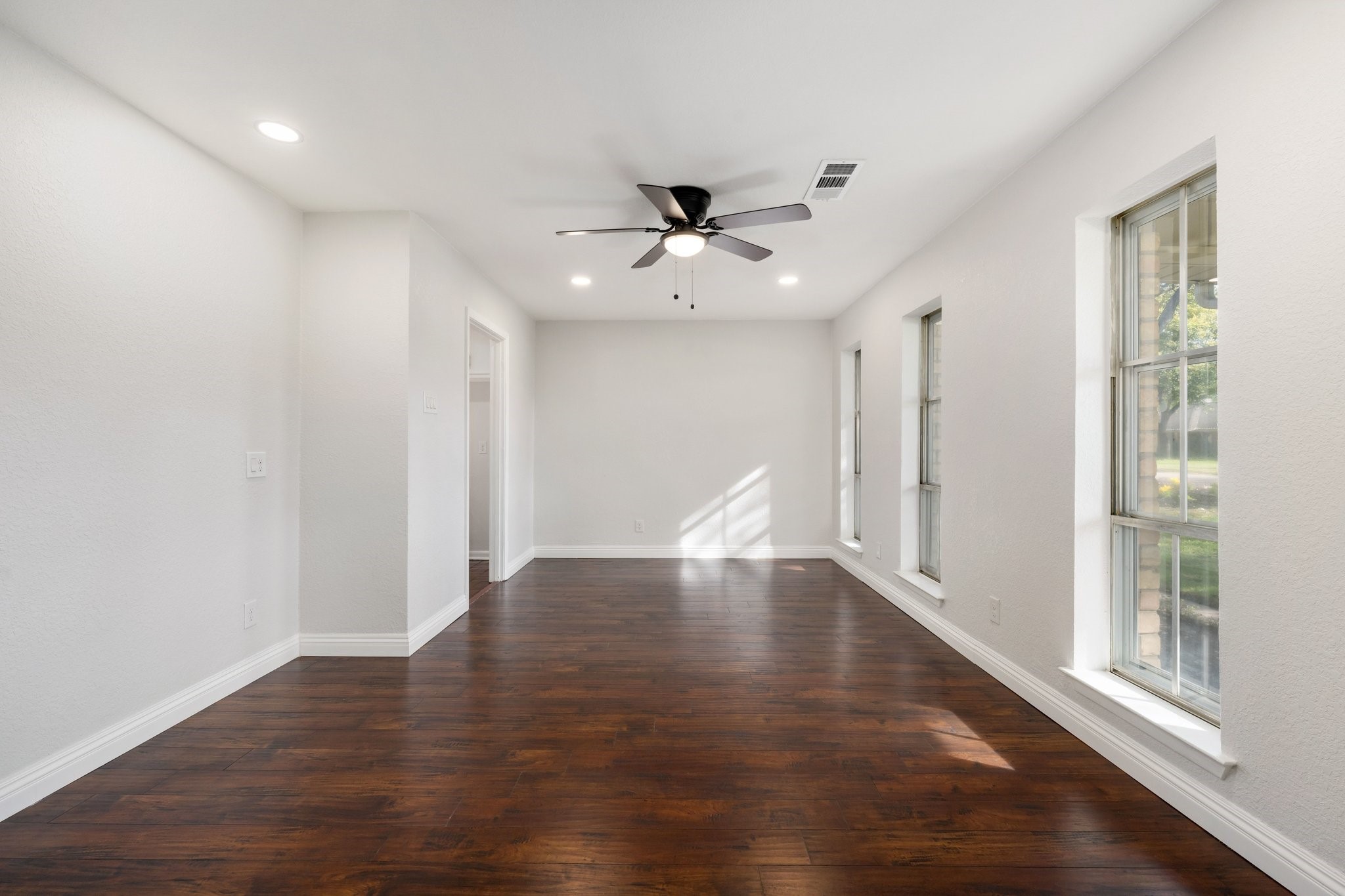 501 Tanglewood Drive S Irving TX 75061
