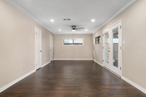 501 Tanglewood Drive S Irving TX 75061