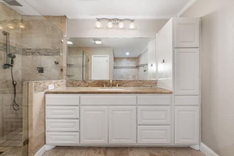 501 Tanglewood Drive S Irving TX 75061
