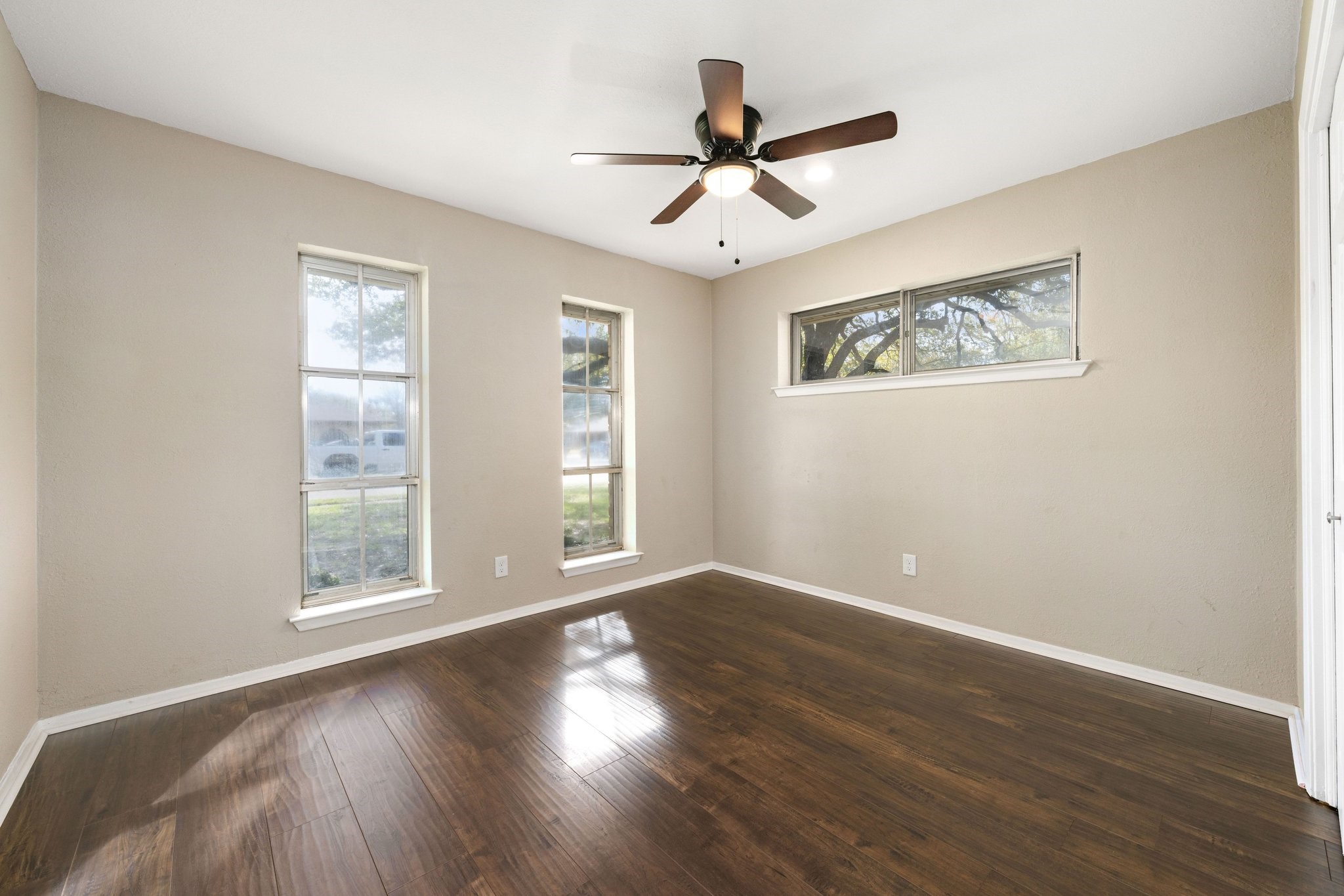 501 Tanglewood Drive S Irving TX 75061