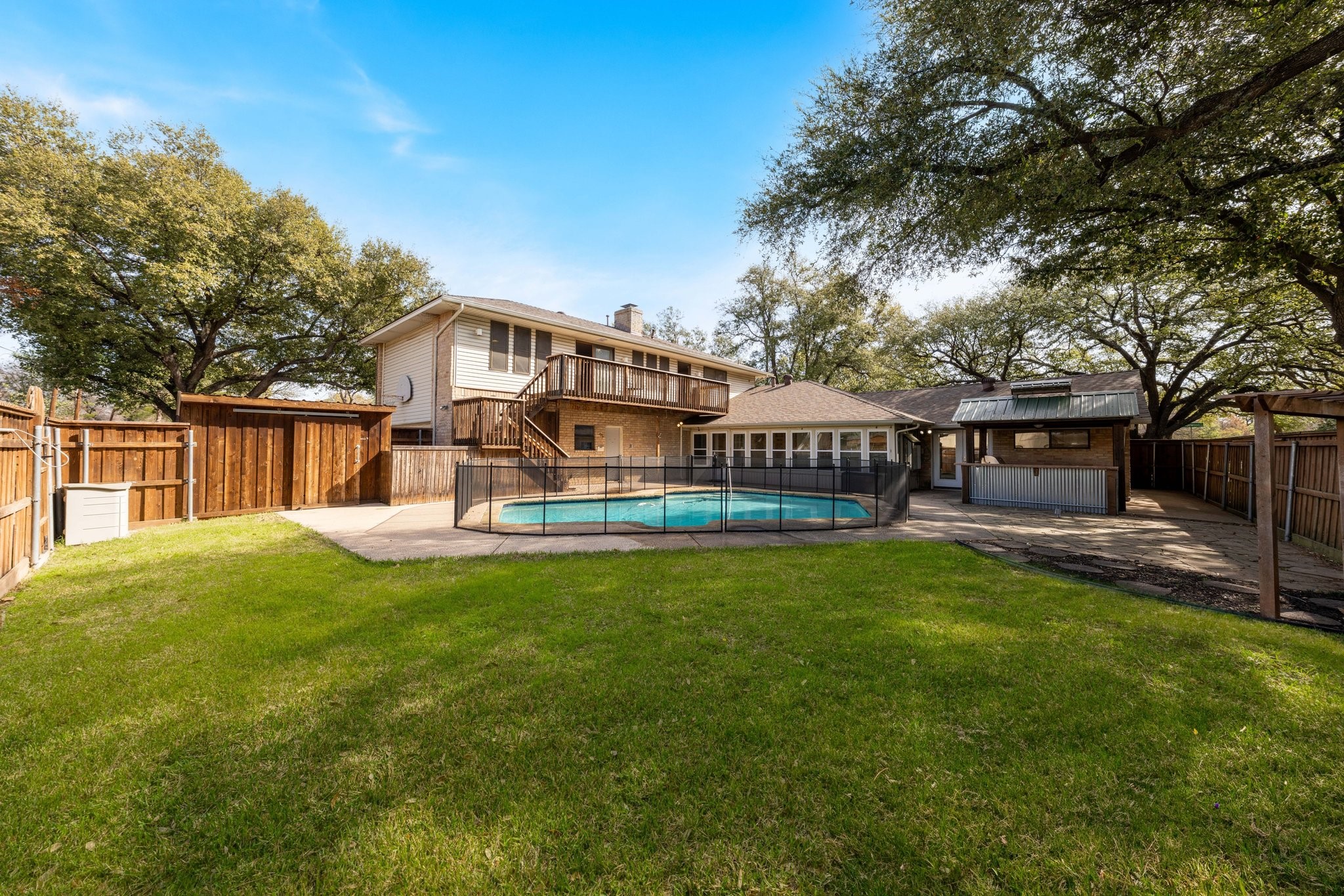 501 Tanglewood Drive S Irving TX 75061