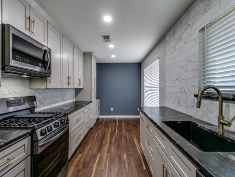 1400 Signet Drive Euless TX 76040