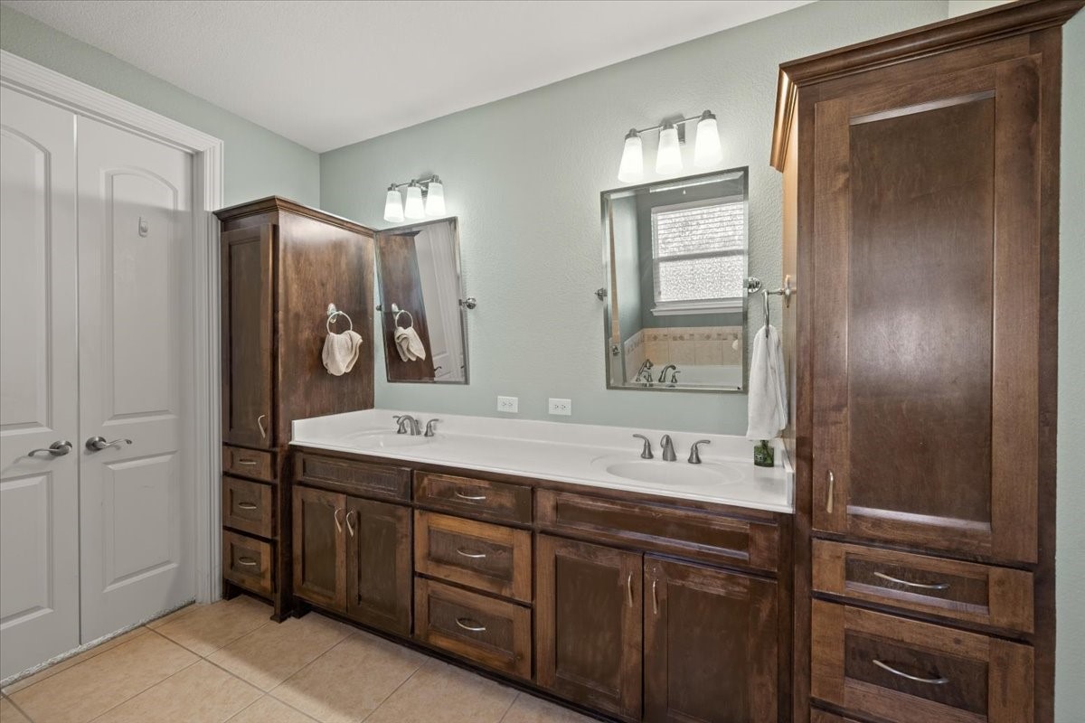 7613 Eagle Ridge Circle Fort Worth TX 76179