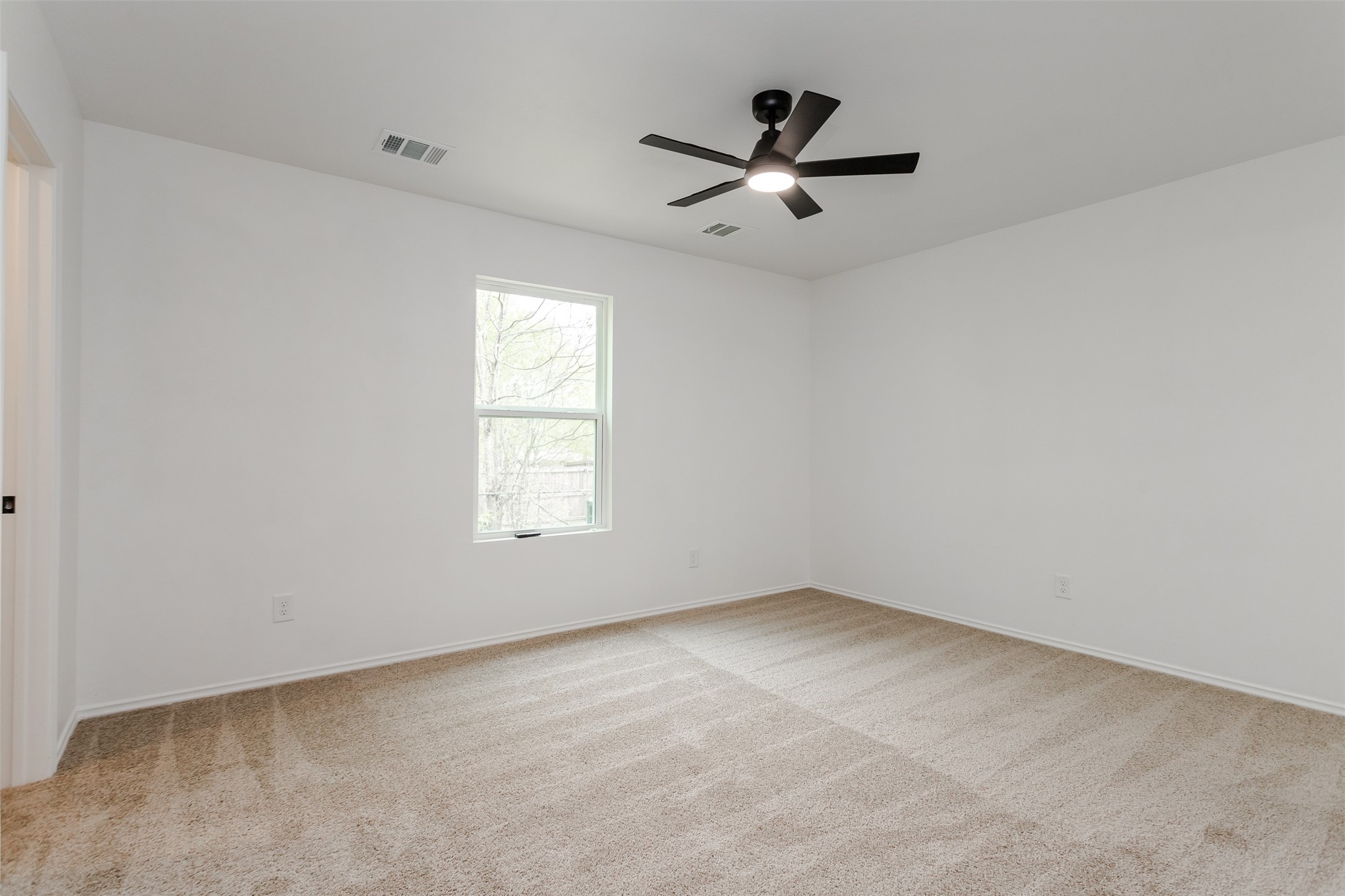 308 S 3rd Bonham TX 75418