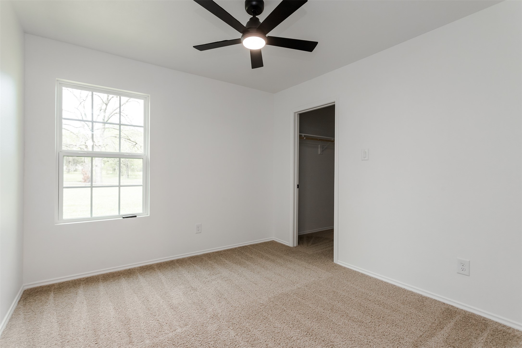308 S 3rd Bonham TX 75418