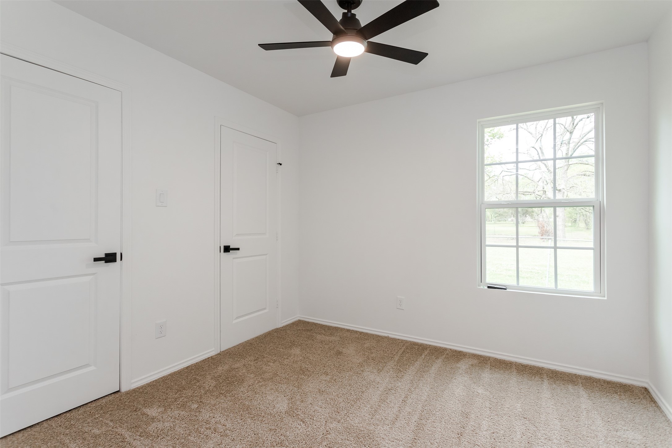 308 S 3rd Bonham TX 75418