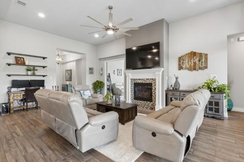 1301 Appaloosa Drive Aubrey TX 76227