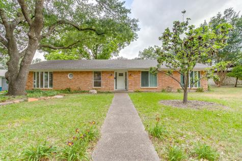4000 Sundown Drive Benbrook TX 76116