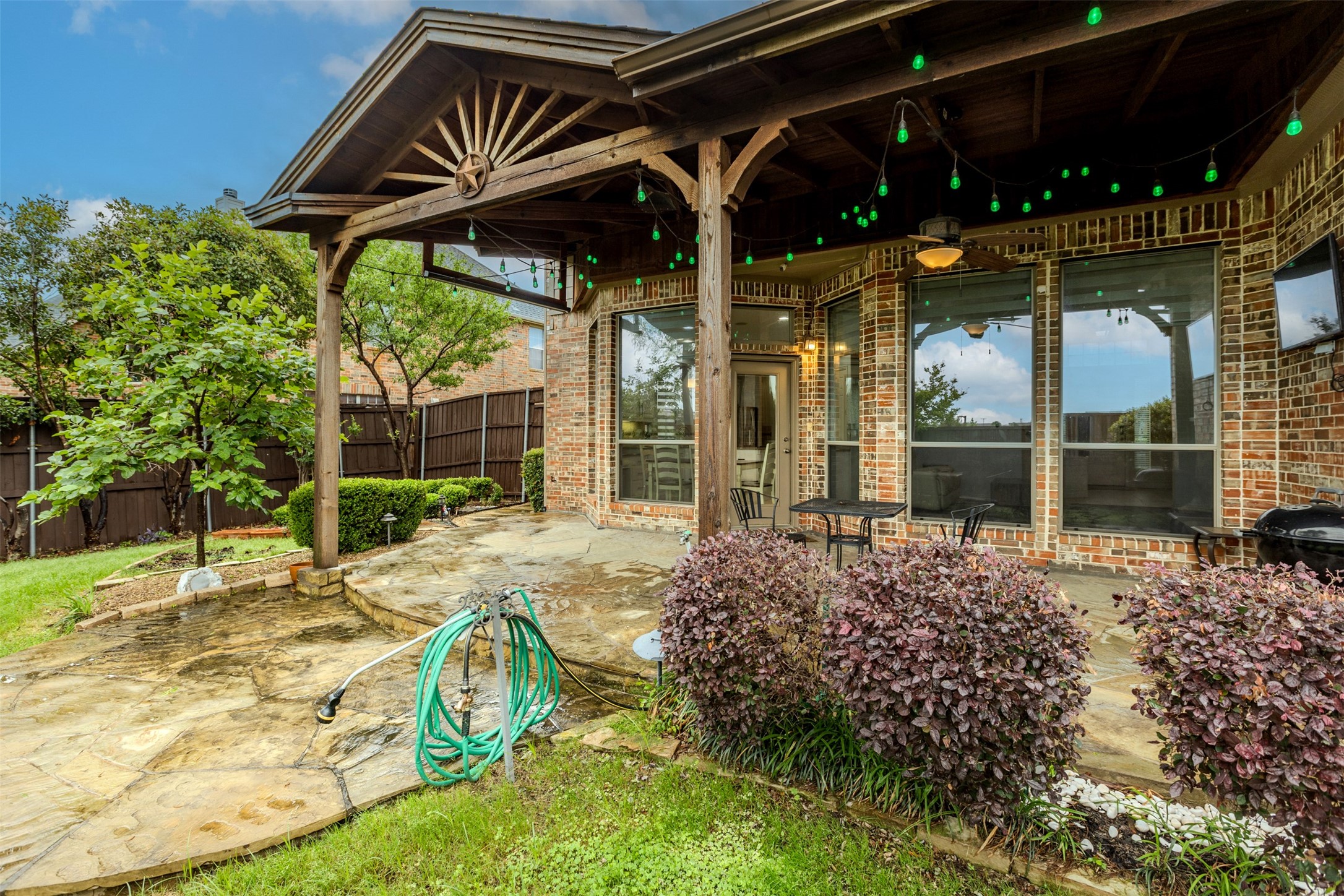 1512 Adams Carrollton TX 75010