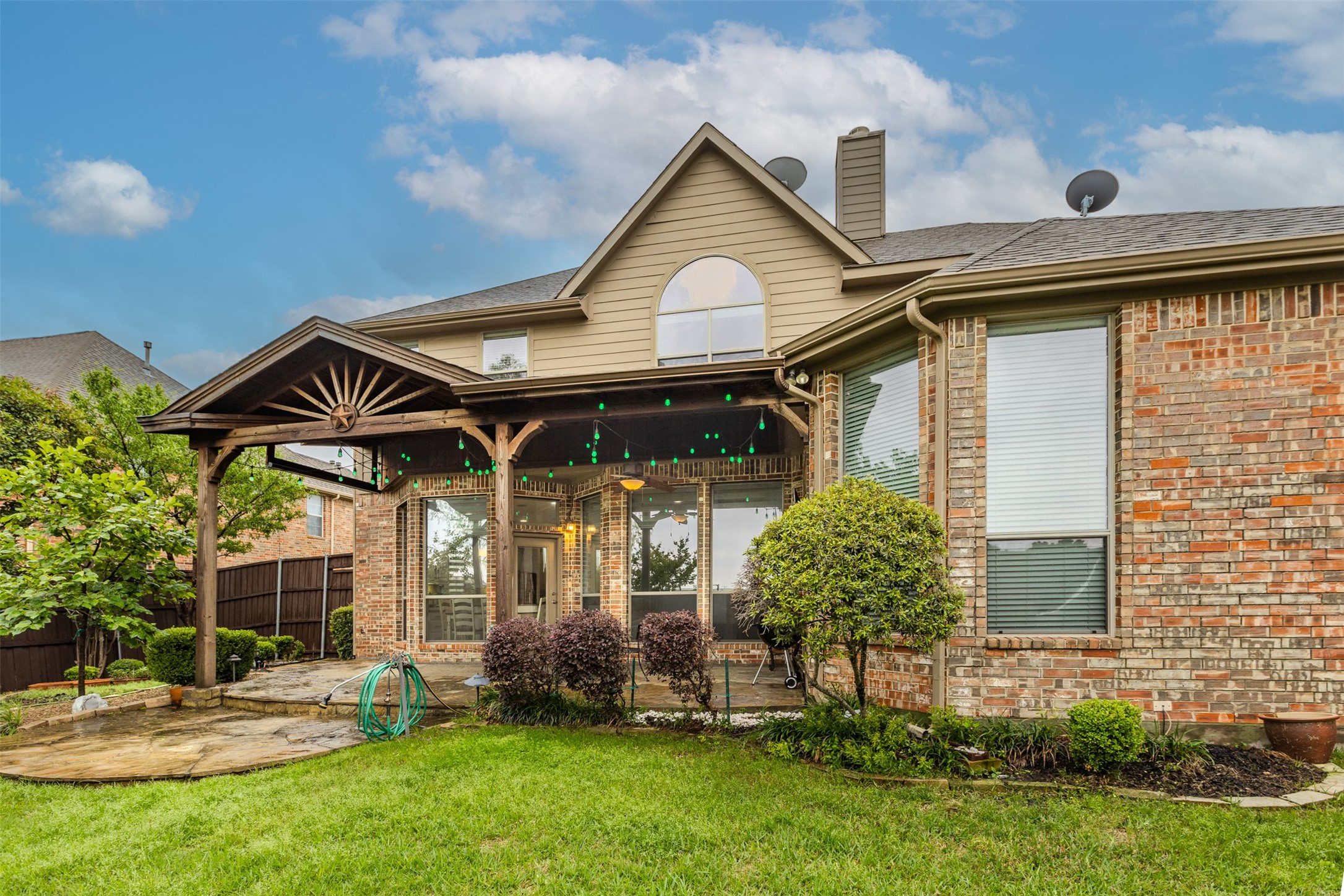 1512 Adams Carrollton TX 75010