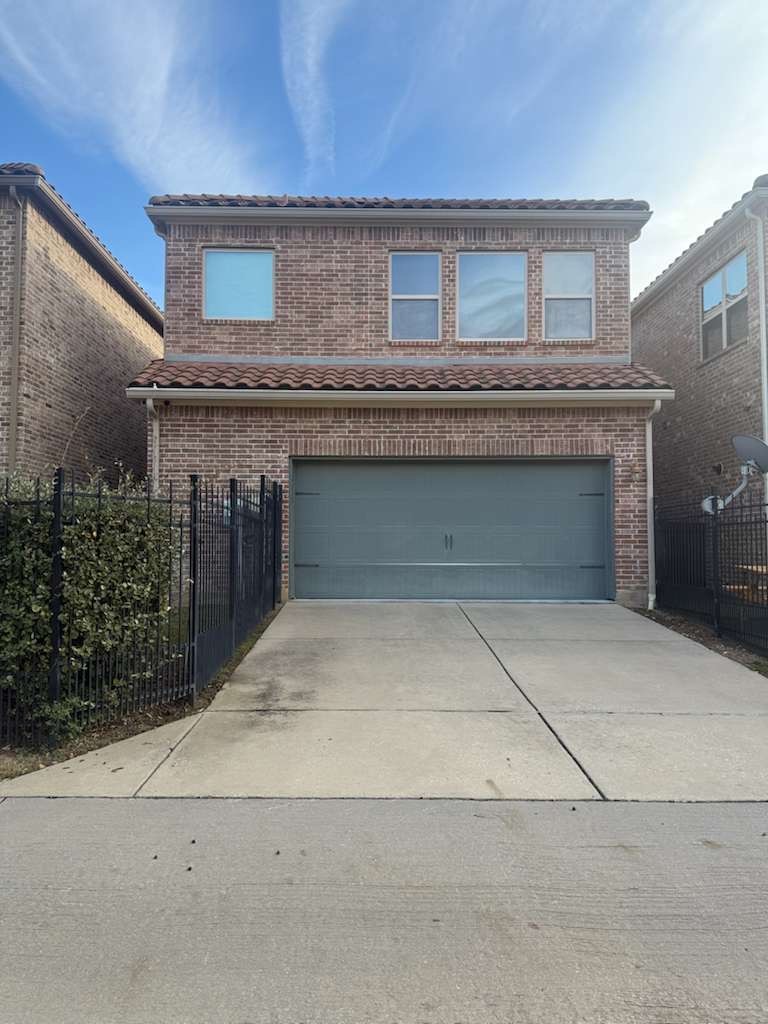 6655 Deleon Street Irving TX 75039