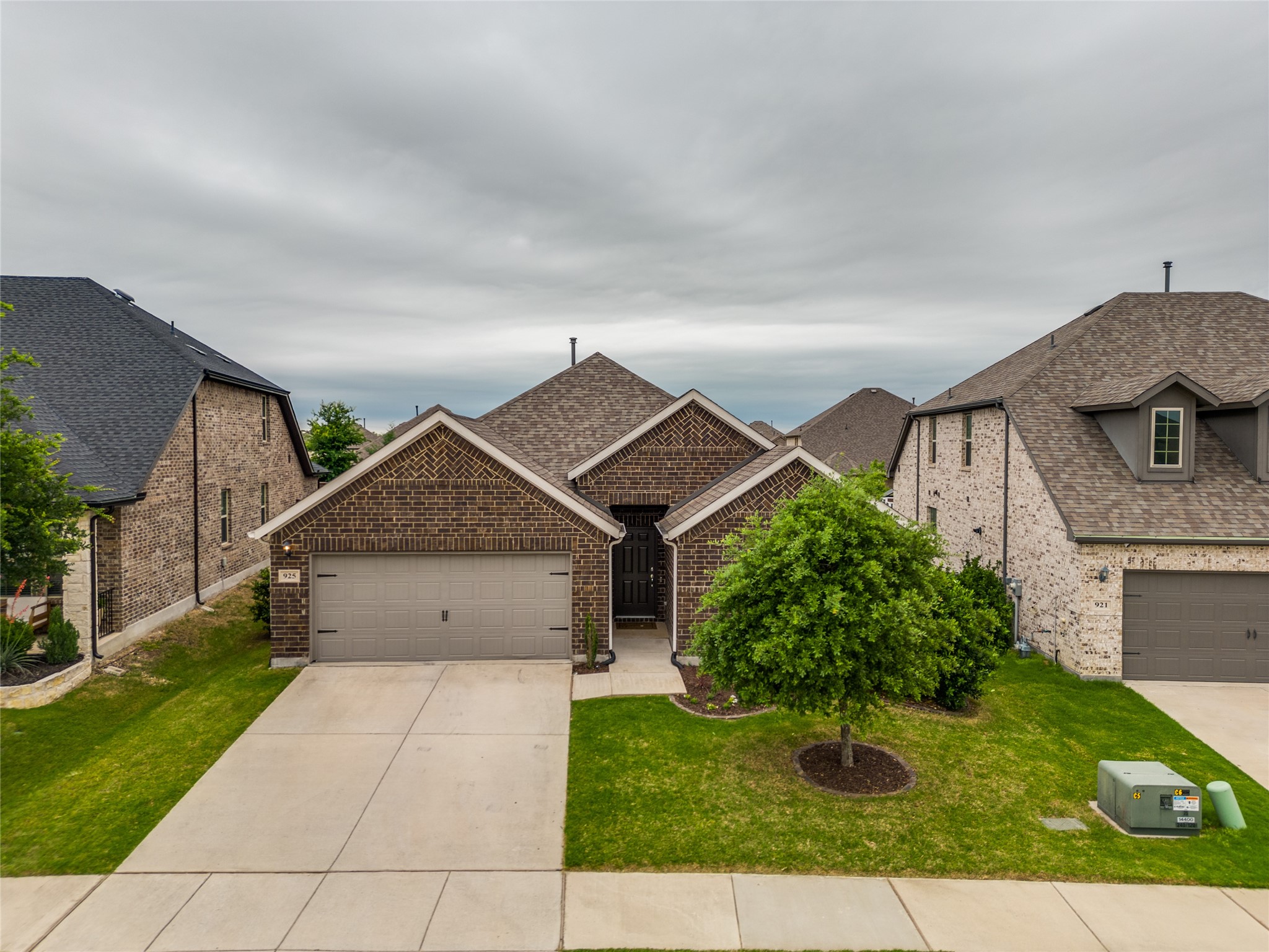925 Royal Lane Celina TX 75009