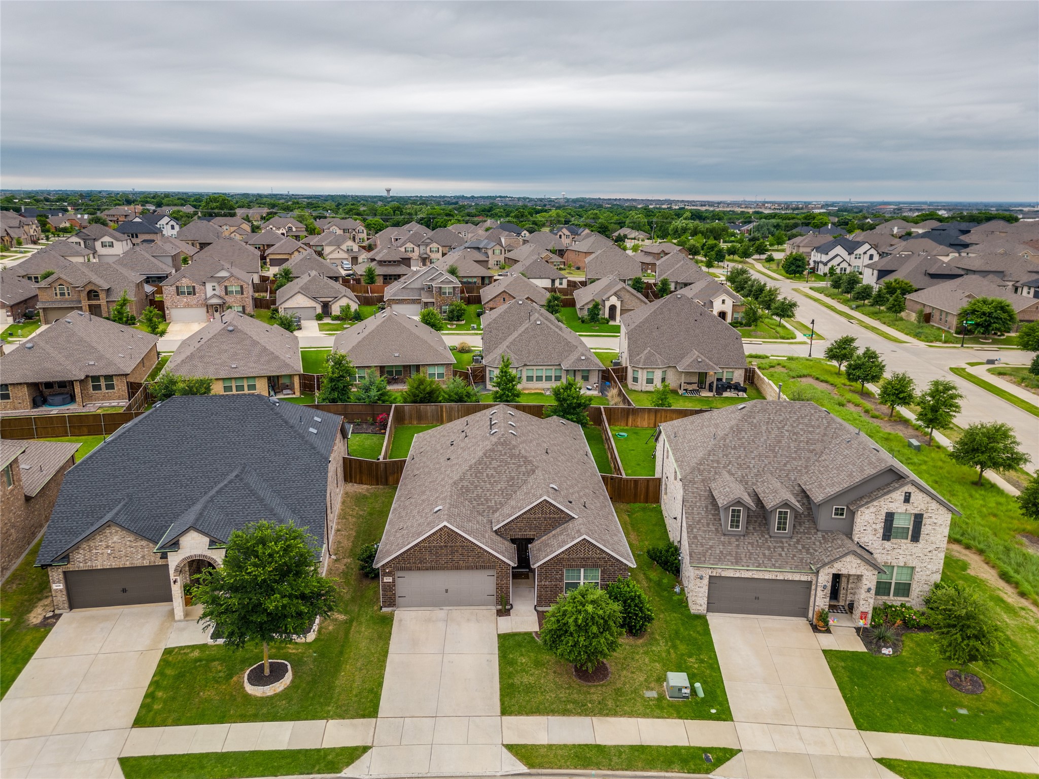925 Royal Lane Celina TX 75009