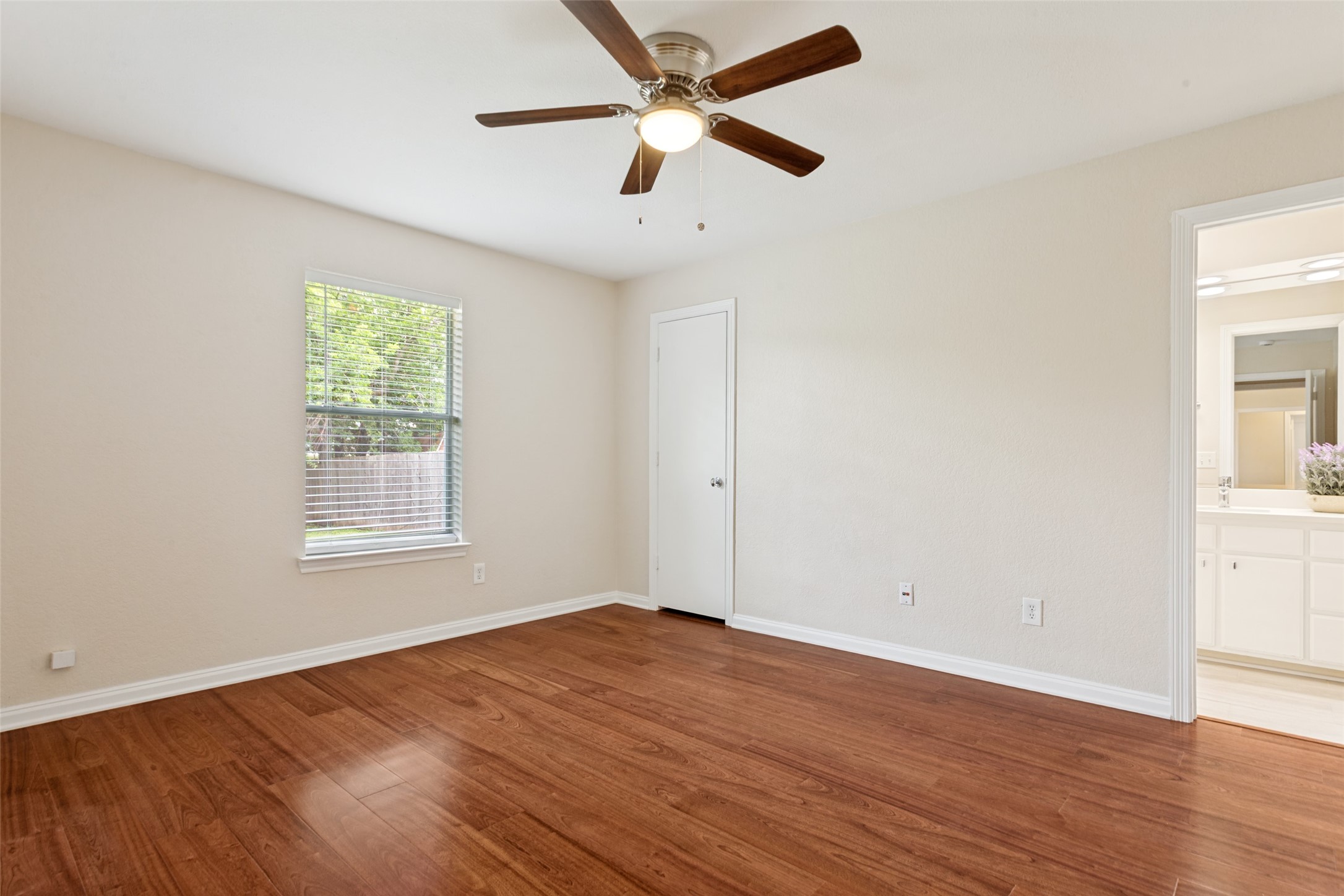7305 S Meadow Drive E Fort Worth TX 76133