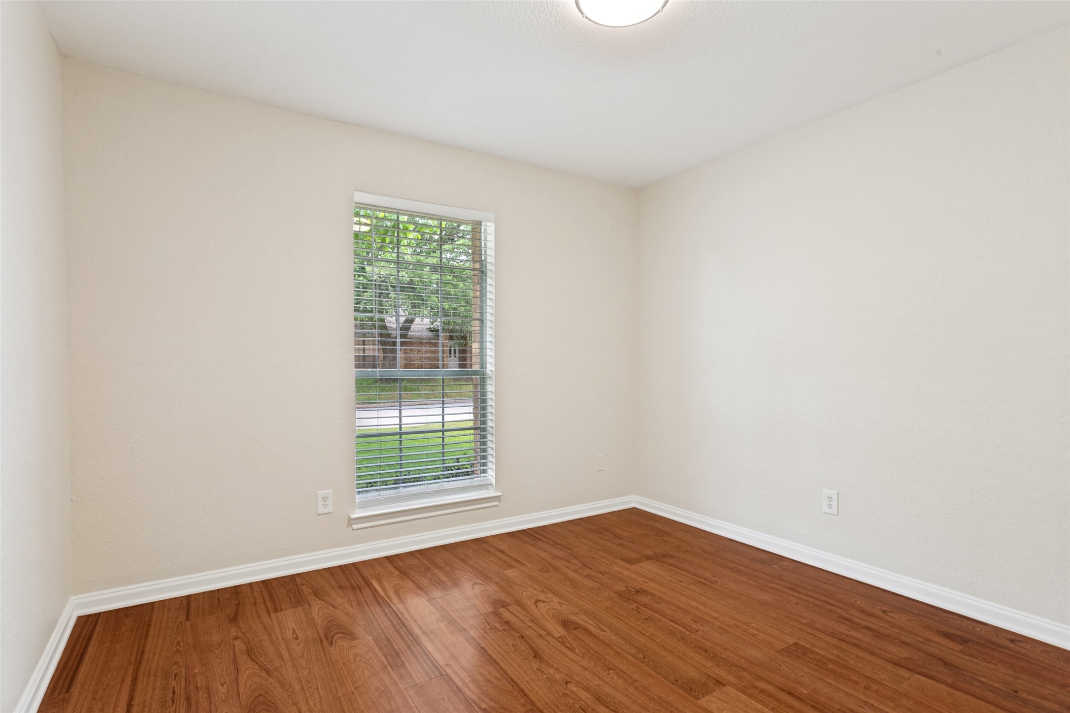7305 S Meadow Drive E Fort Worth TX 76133