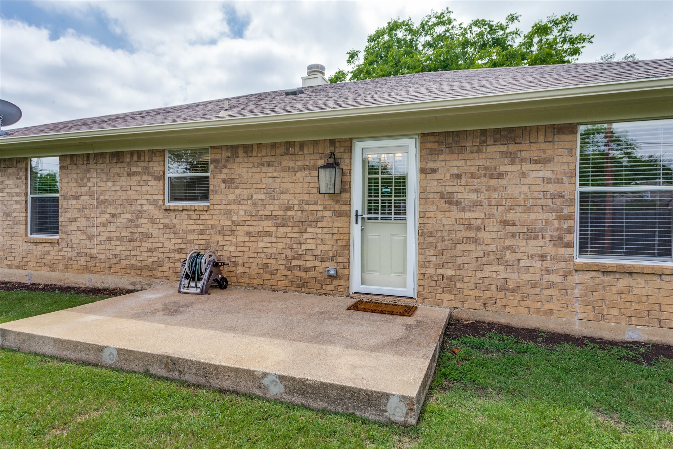 7305 S Meadow Drive E Fort Worth TX 76133