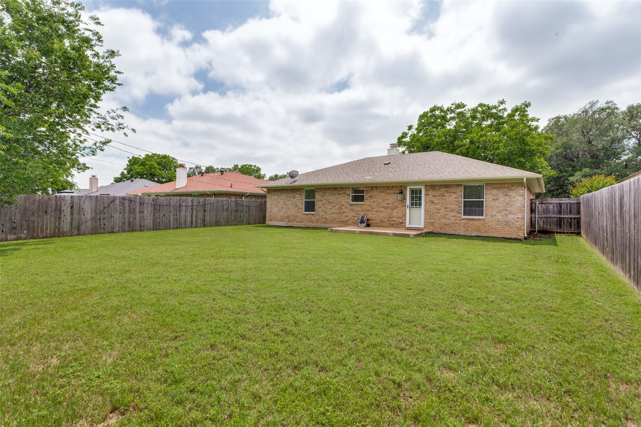 7305 S Meadow Drive E Fort Worth TX 76133