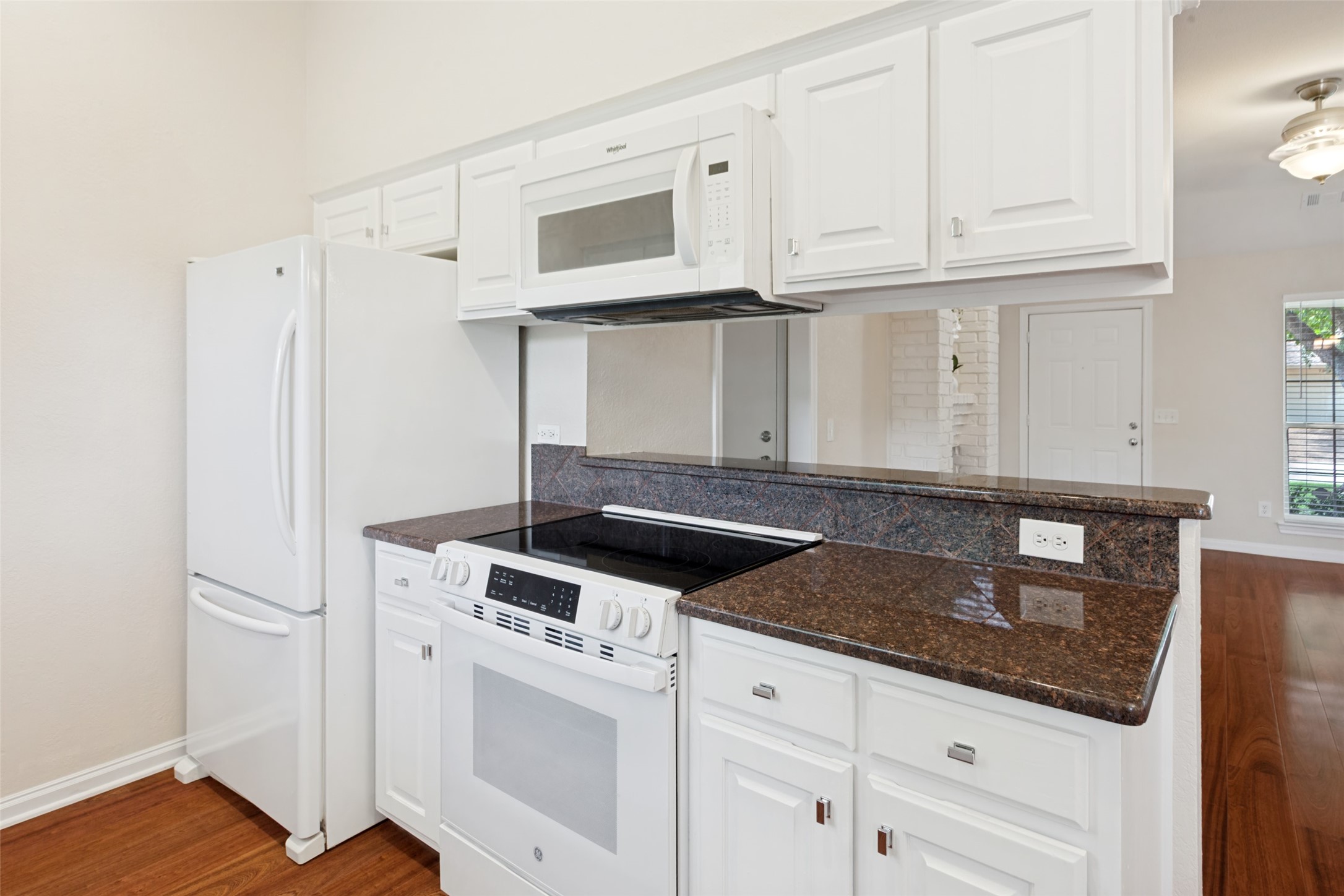 7305 S Meadow Drive E Fort Worth TX 76133