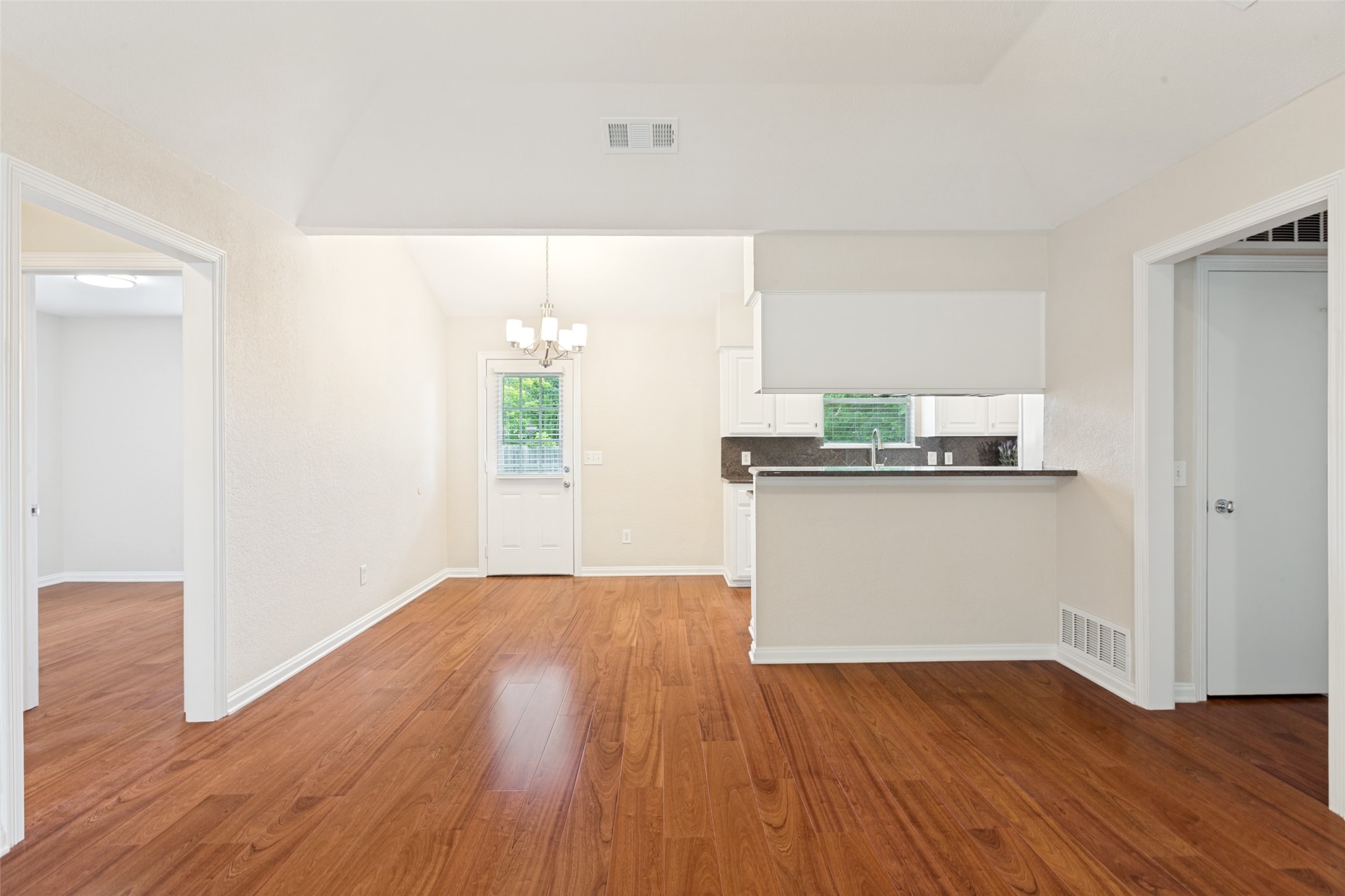 7305 S Meadow Drive E Fort Worth TX 76133
