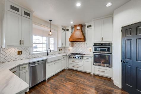 2745 Fox Glenn Court Hurst TX 76054