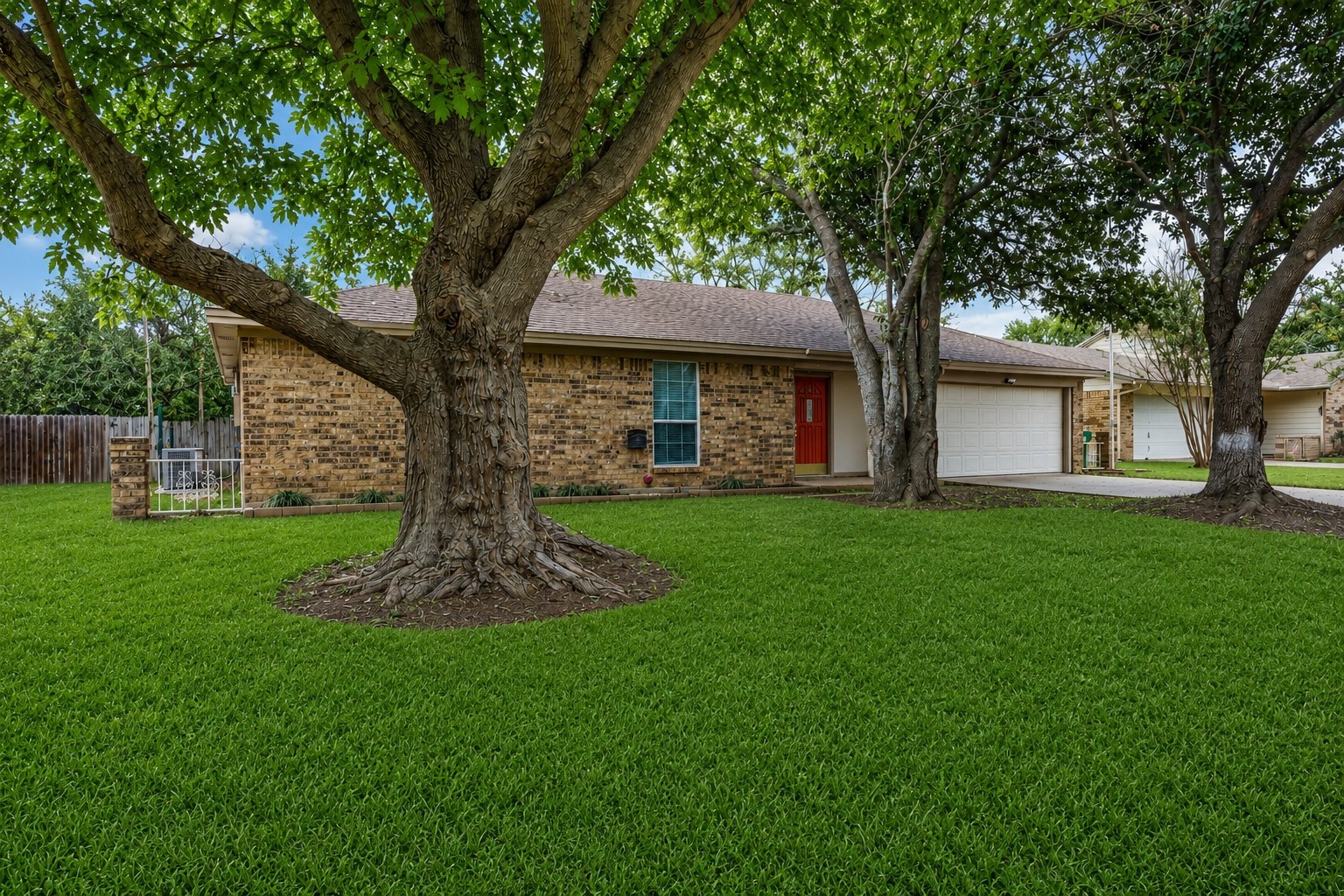 7436 Timberhill Drive North Richland Hills TX 76182