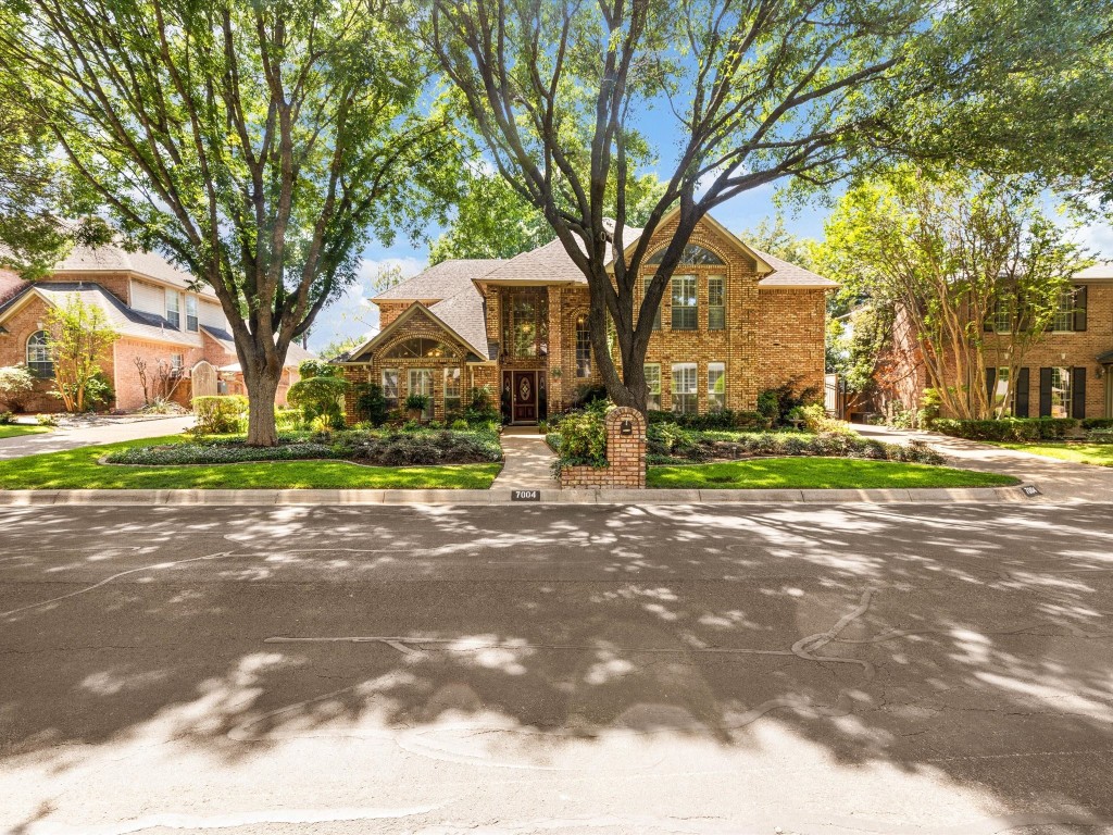 7004 Castle Creek Drive Fort Worth TX 76132