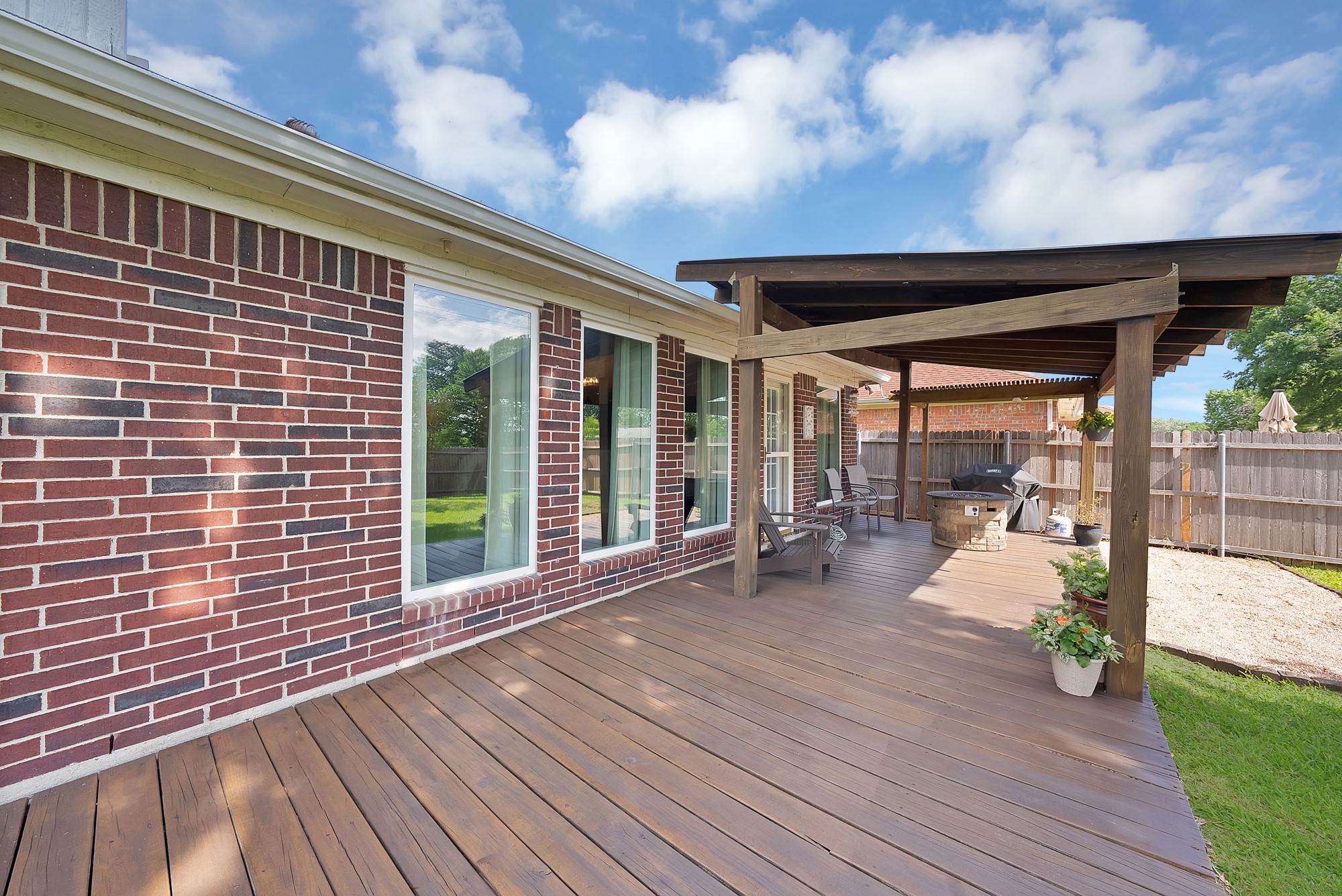 6005 Powder Wood Lane Arlington TX 76018