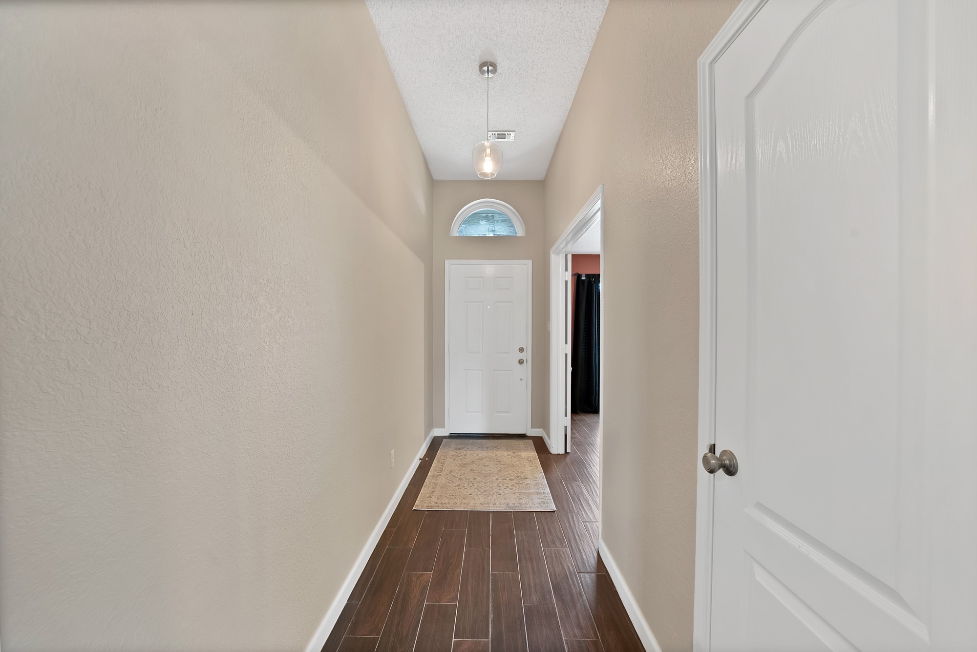 6005 Powder Wood Lane Arlington TX 76018