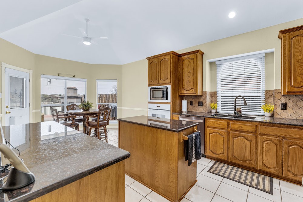 7727 Pirate Point Circle Arlington TX 76016