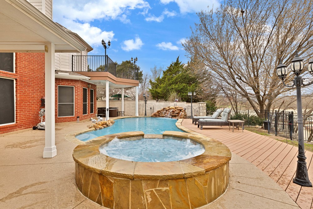 7727 Pirate Point Circle Arlington TX 76016