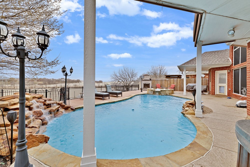 7727 Pirate Point Circle Arlington TX 76016