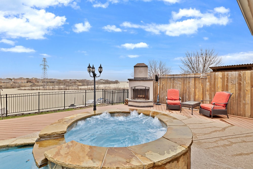 7727 Pirate Point Circle Arlington TX 76016