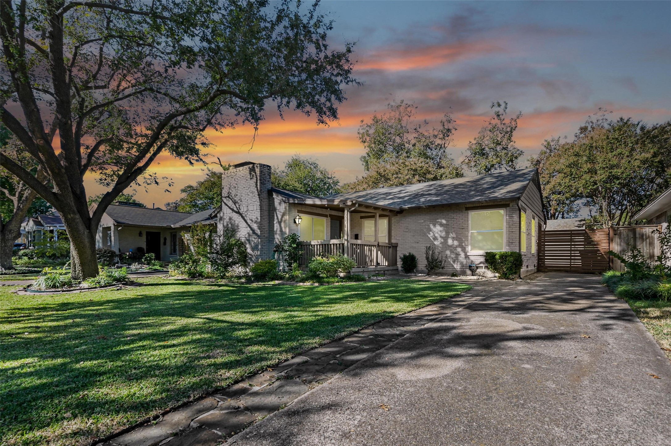 6231 Kenwood Avenue Dallas TX 75214