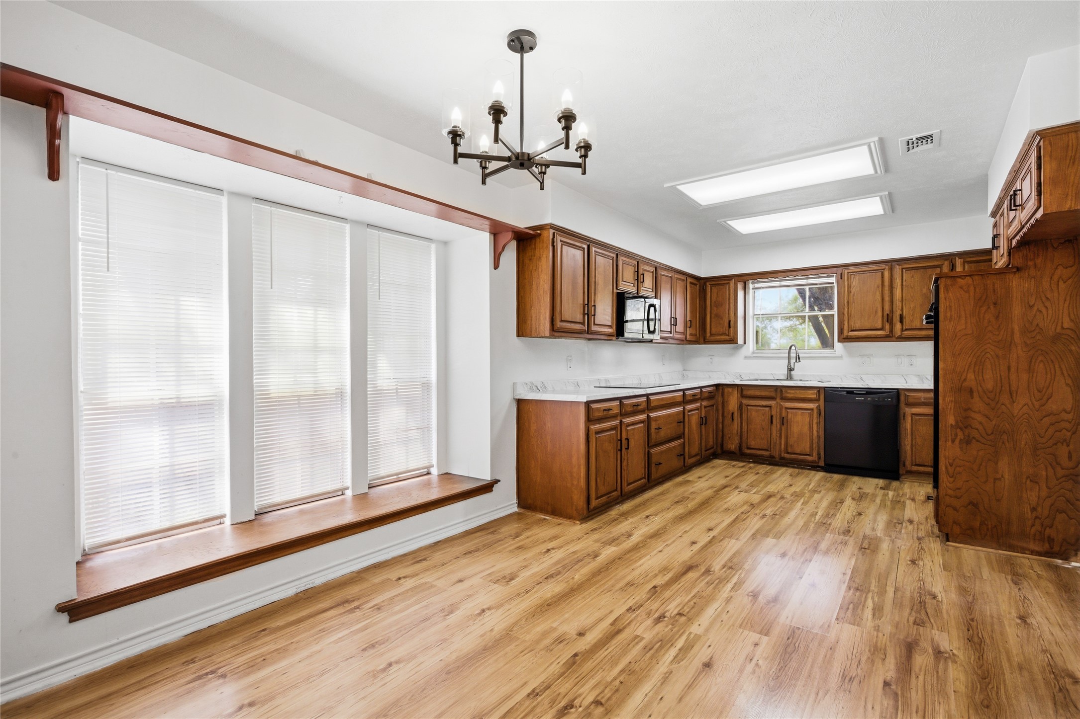 2012 Cross Bend Road Plano TX 75023
