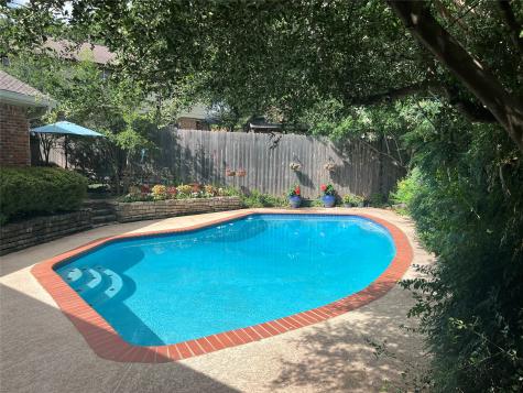 1719 Autumn Lane Arlington TX 76012