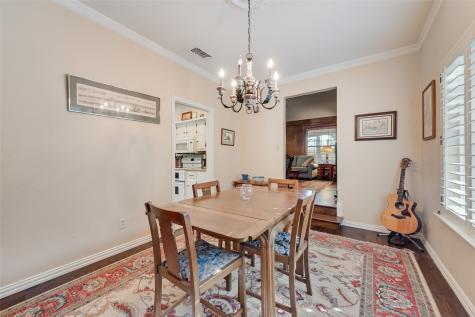 1719 Autumn Lane Arlington TX 76012