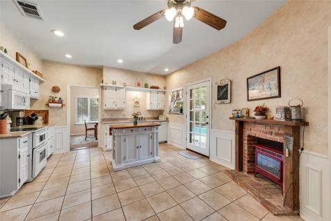1719 Autumn Lane Arlington TX 76012