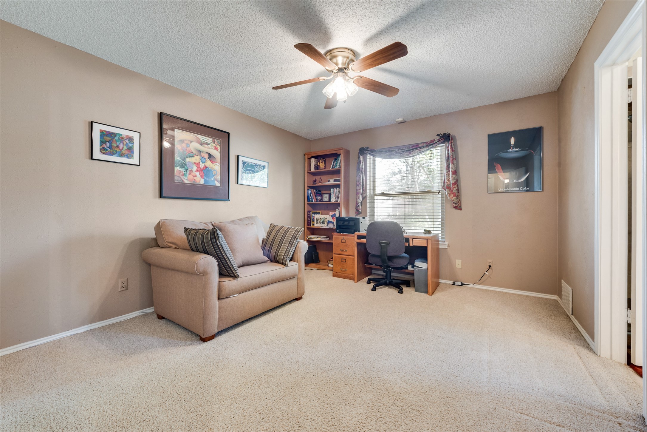 1719 Autumn Lane Arlington TX 76012