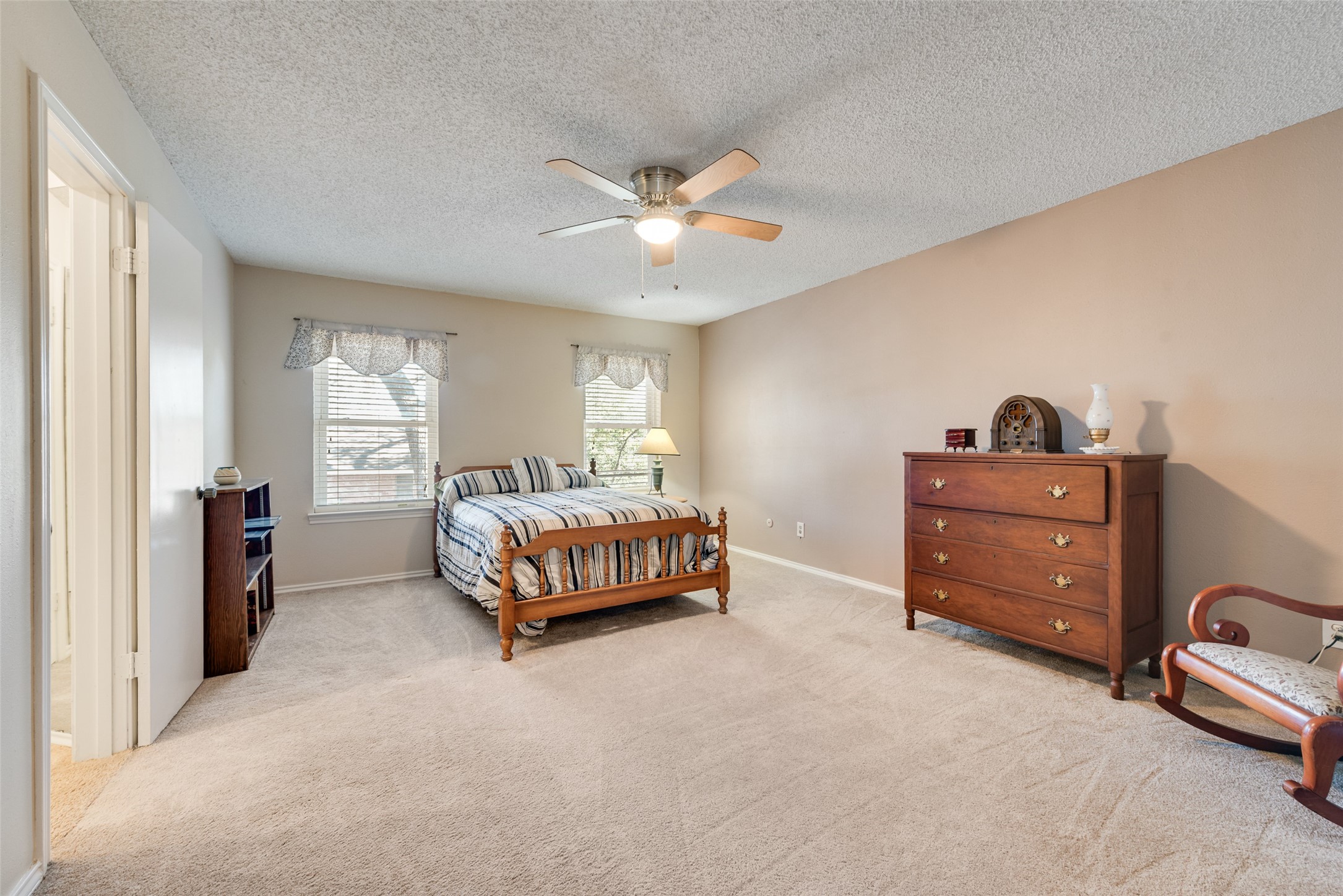 1719 Autumn Lane Arlington TX 76012