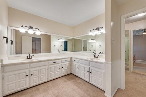 1719 Autumn Lane Arlington TX 76012