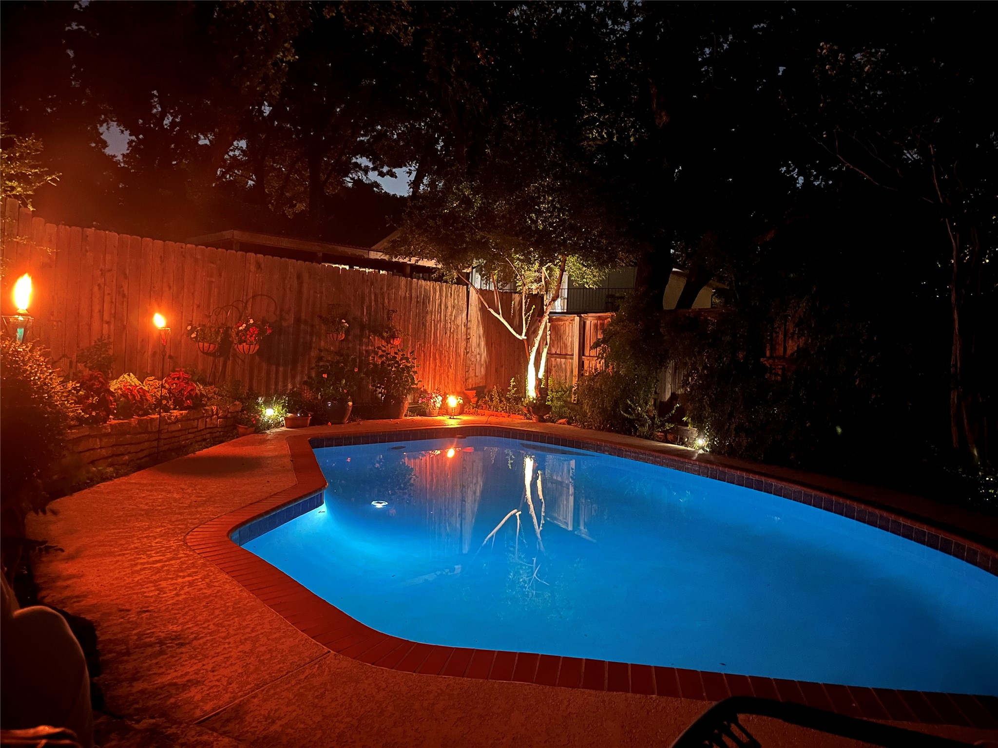 1719 Autumn Lane Arlington TX 76012