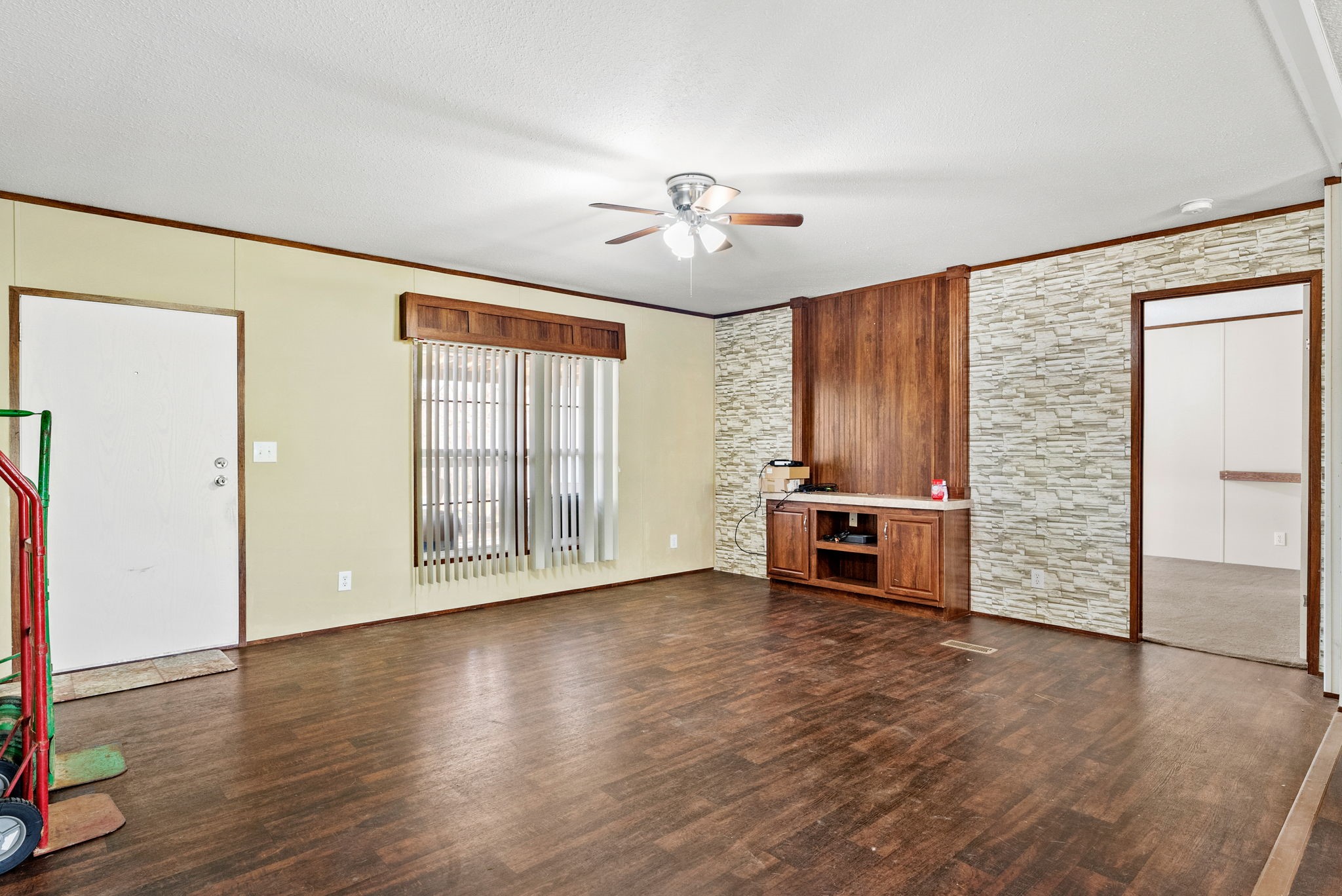 23425 Fm 1995 Lindale TX 75771