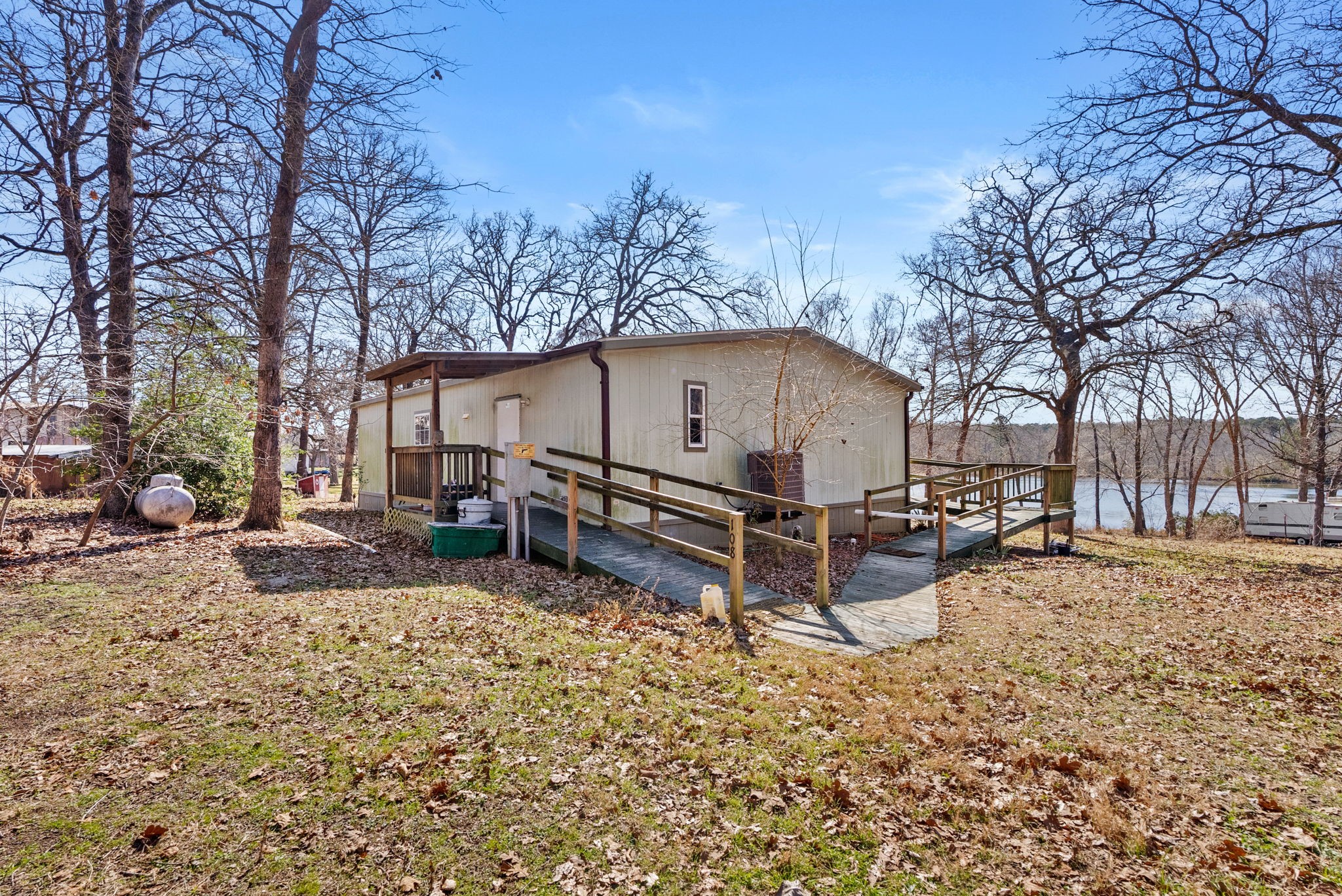 23425 Fm 1995 Lindale TX 75771