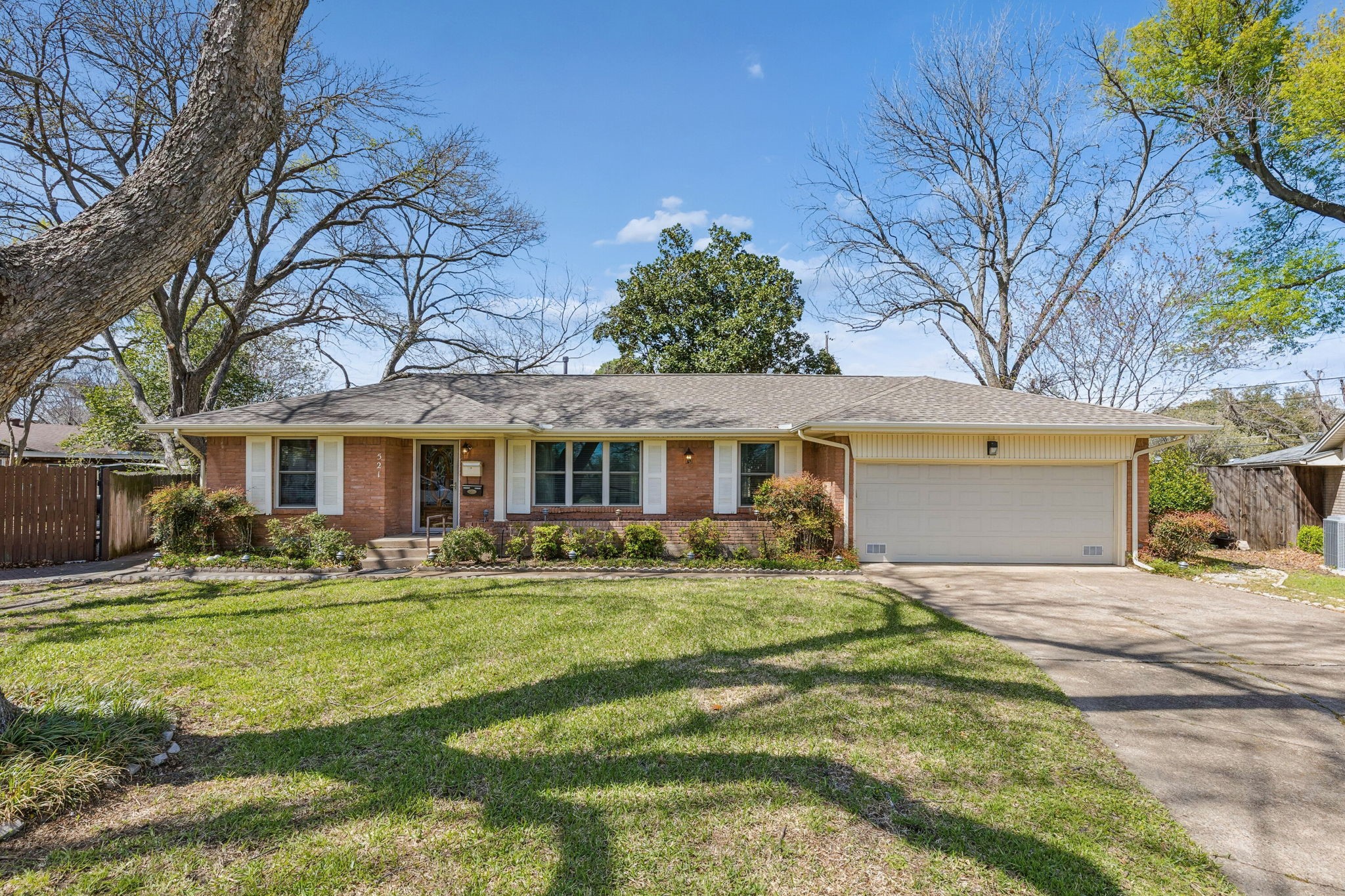 521 Huntingdon Court Irving TX 75061