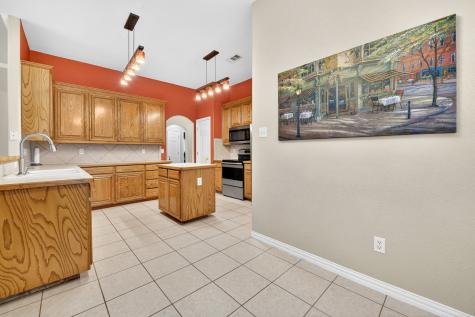 4933 Happy Trail Fort Worth TX 76244
