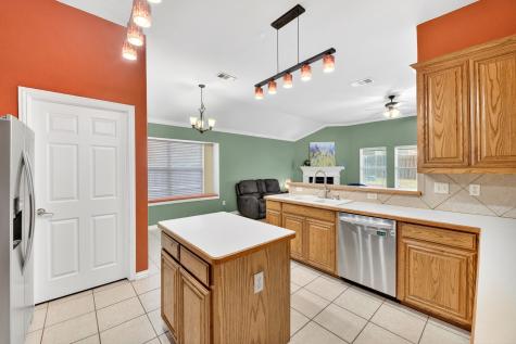 4933 Happy Trail Fort Worth TX 76244