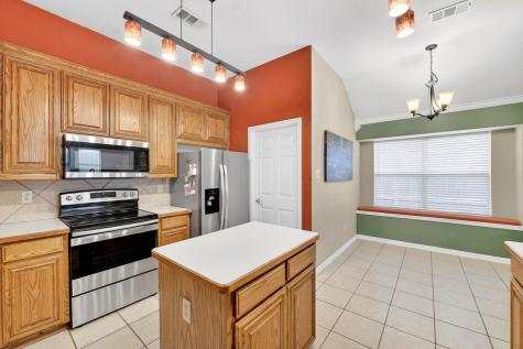 4933 Happy Trail Fort Worth TX 76244