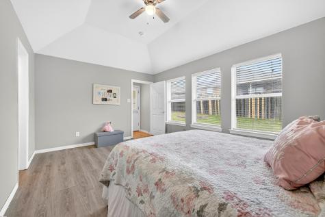 4933 Happy Trail Fort Worth TX 76244