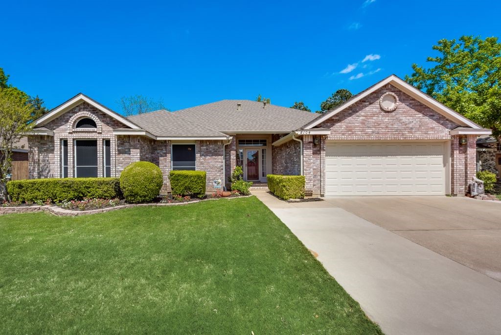 8104 Fireside Drive North Richland Hills TX 76182