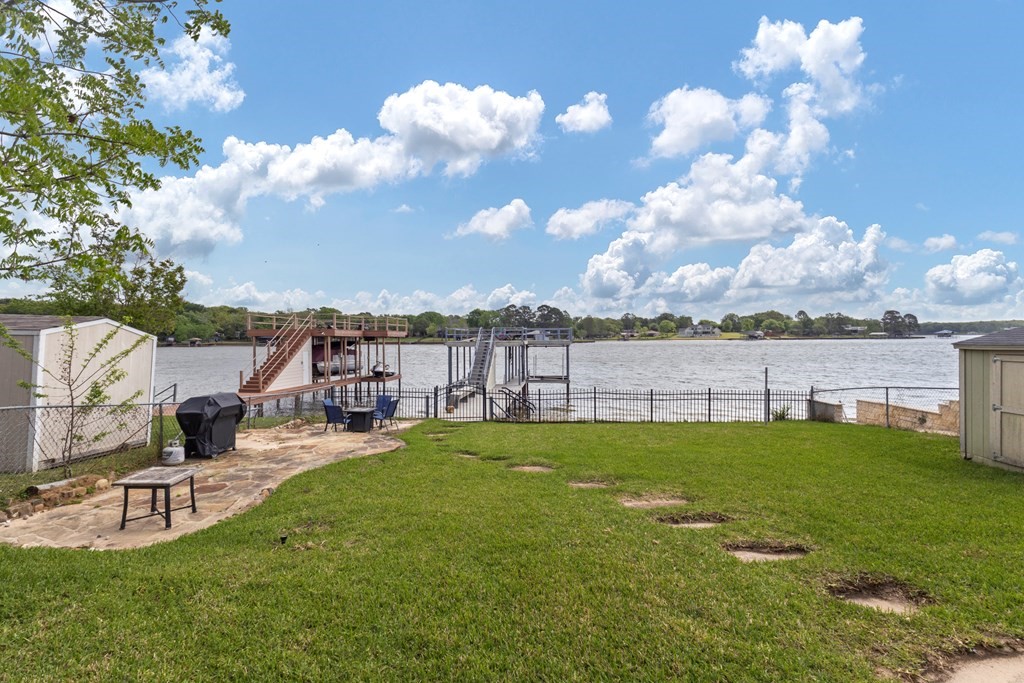 224 Pin Oak Drive Mabank TX 75156